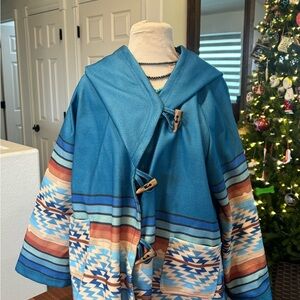 Stylish Blue Patterned Women's Cape